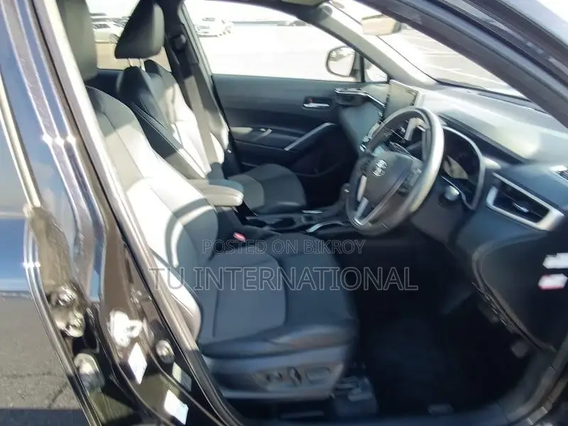 Toyota Corolla Cross Z LEATHER PACKAGE-HV 2022