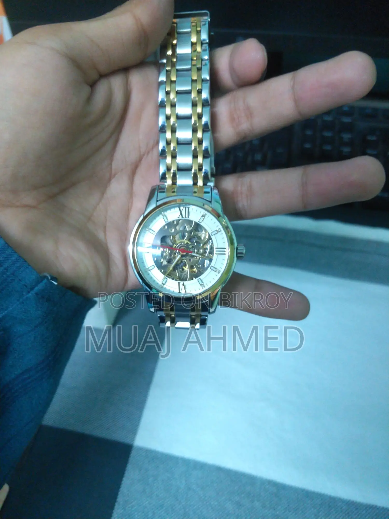 Analogue Watch for Sale