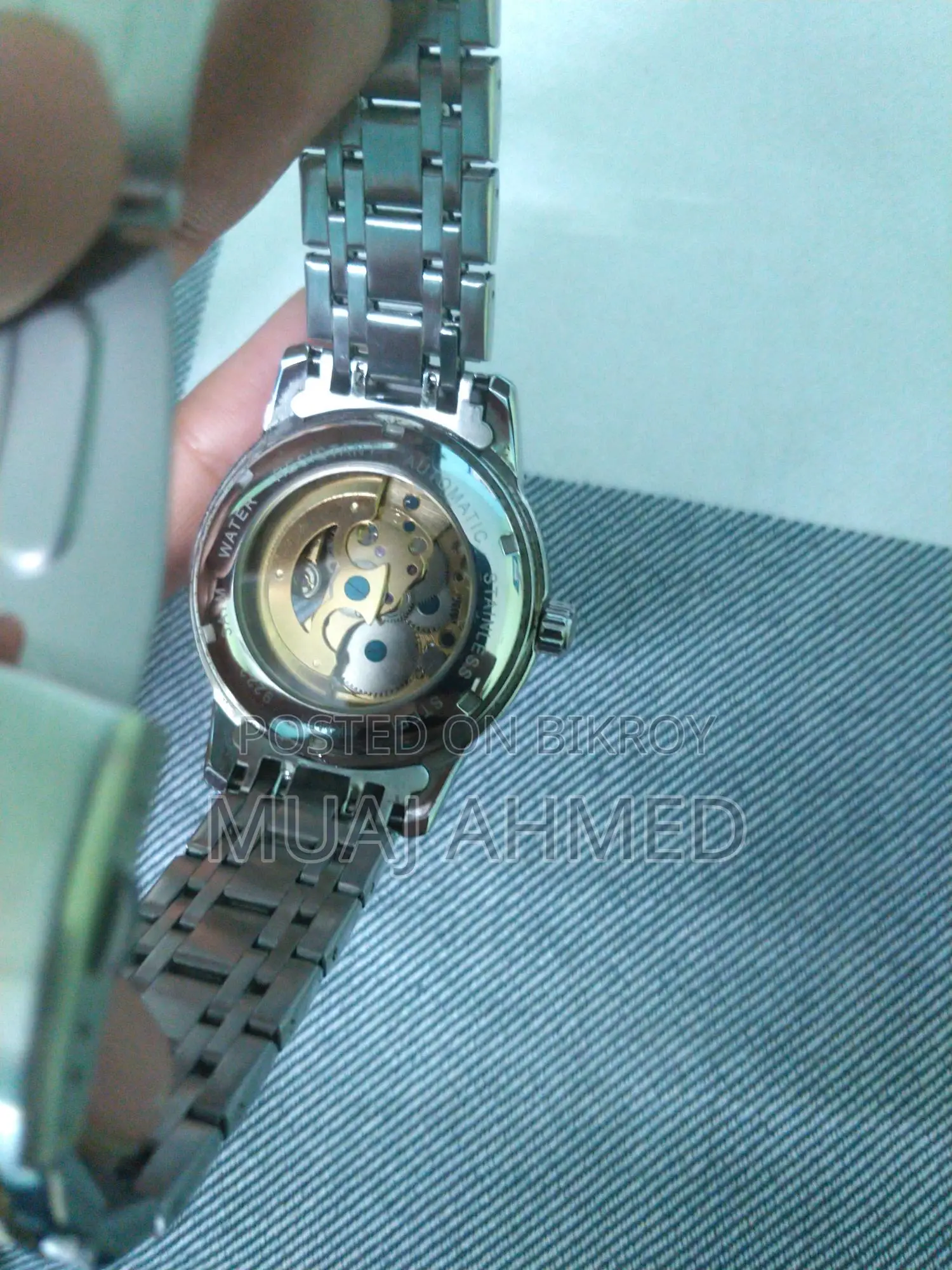 Analogue Watch for Sale