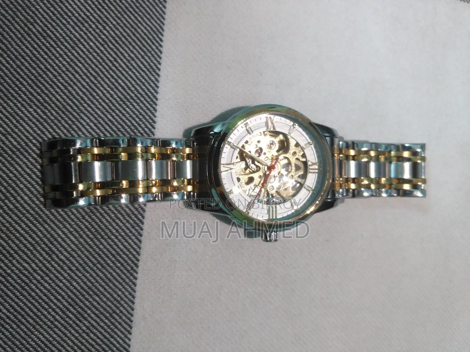 Analogue Watch for Sale