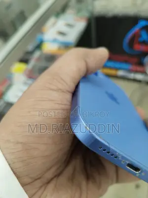 Apple iPhone 16 (Used)