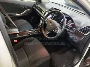 Toyota Premio FL PKG 2020
