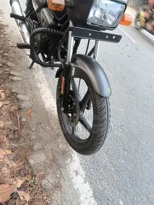 Hero Splendor 2025