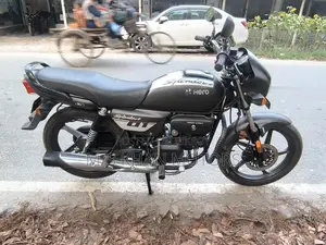 Hero Splendor 2025