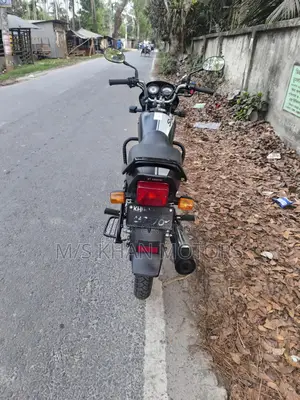 Hero Splendor 2025