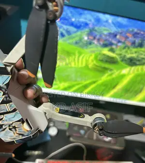 Dji Mini 2 Drone বিক্রি হবে।