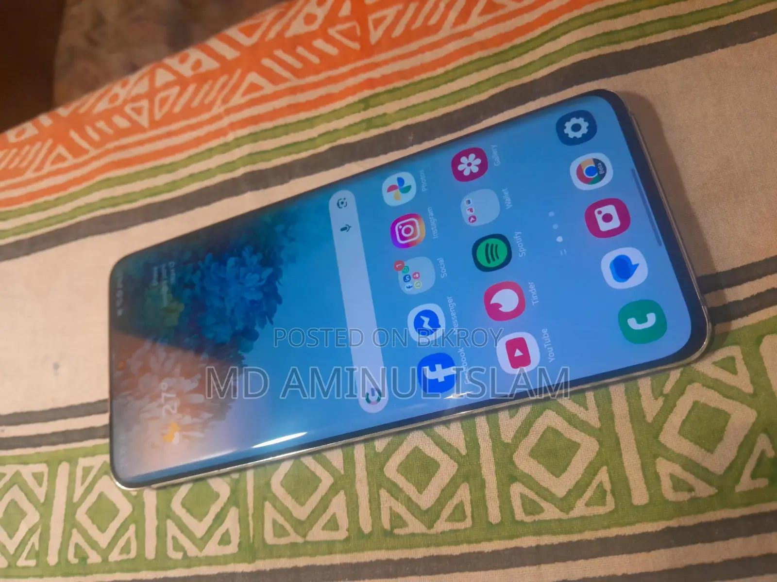 Samsung Galaxy S20 SC-51A (Used)