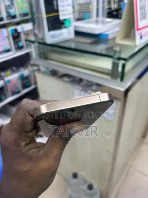 অ্যাপল আইফোন ১৬ প্রো সিঙ্গাপুর (ব্যবহৃত)