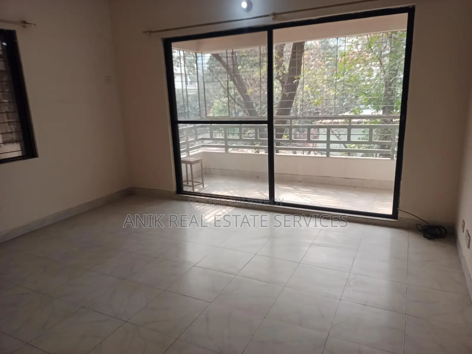 Good Quality 3 Bedroom Un Farnised Flat Rent At Gulshan