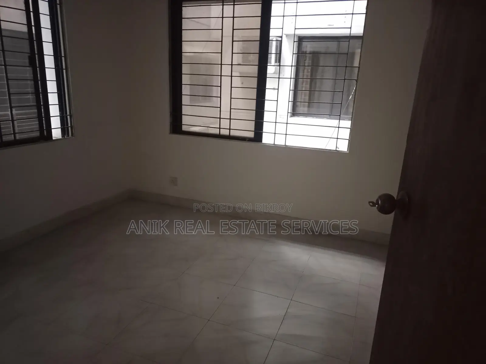 Good Quality 3 Bedroom Un Farnised Flat Rent At Gulshan
