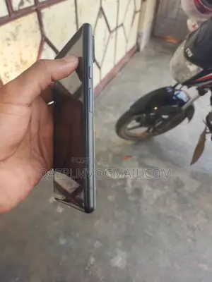 Google Pixel 6 (Used)