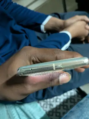 Google Pixel 7 Pro . (Used)