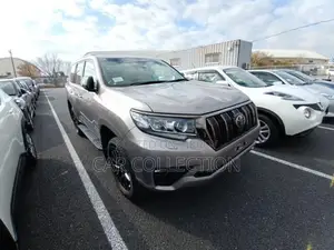 Toyota Land Cruiser TX L Package 70th 2022