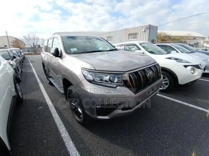 Toyota Land Cruiser TX L Package 70th 2022