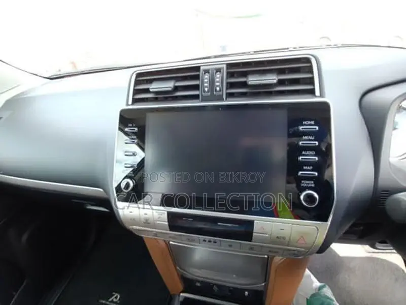 Toyota Land Cruiser TX L Package 70th 2022