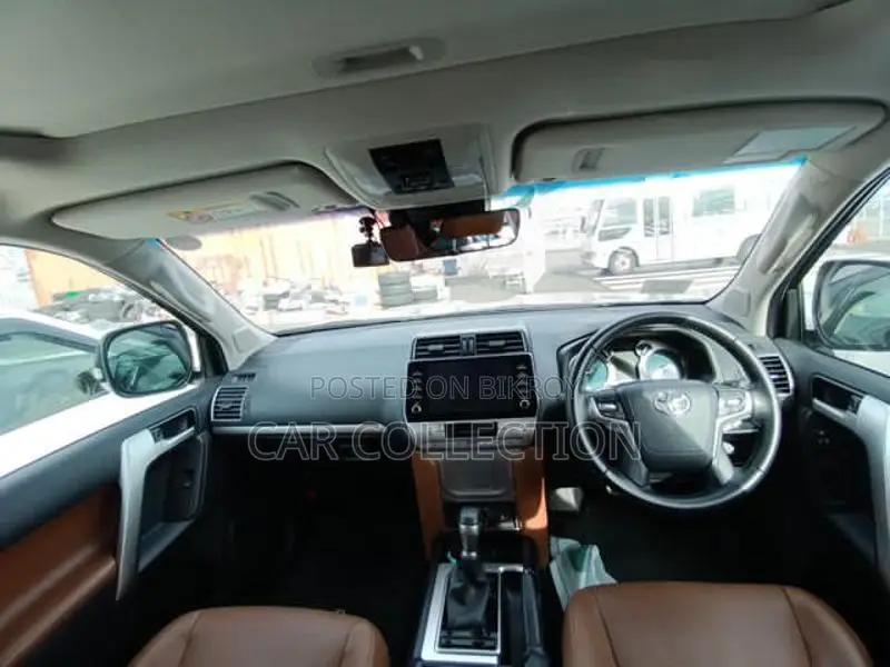 Toyota Land Cruiser TX L Package 70th 2022