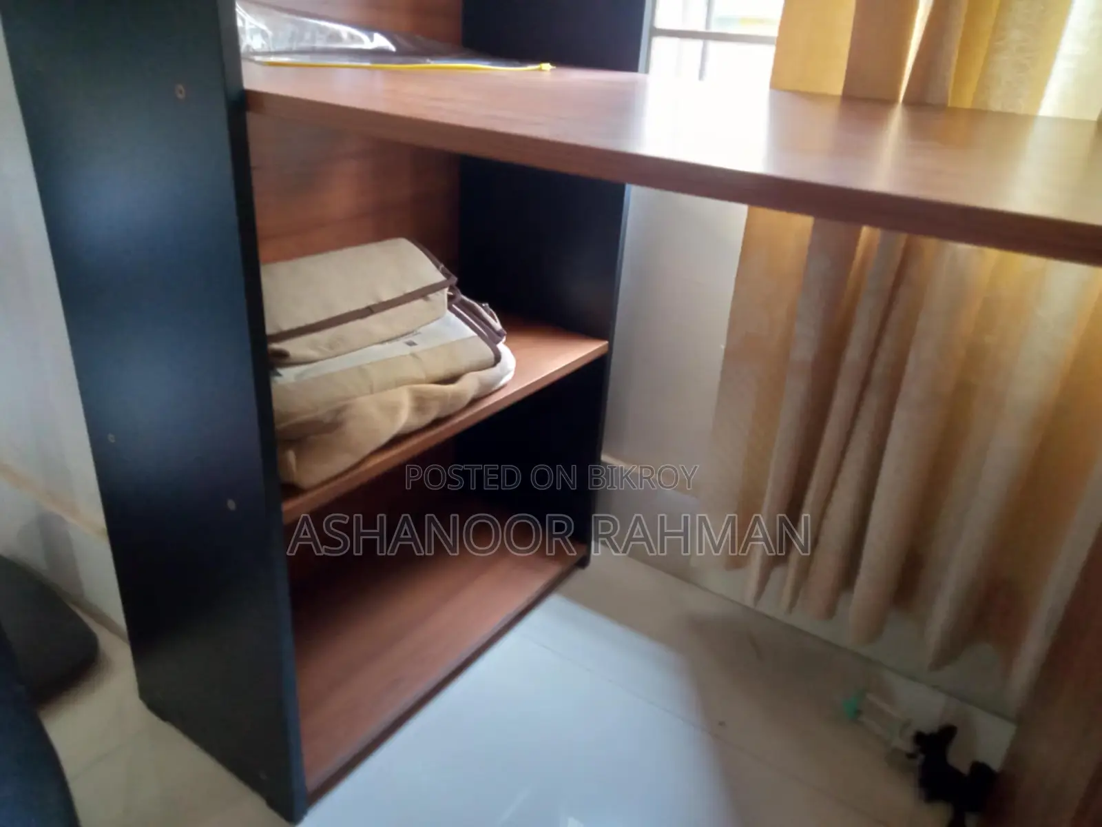 Reading Table