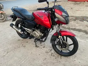 বাজাজ পালসার ১৫০ . ২০১২