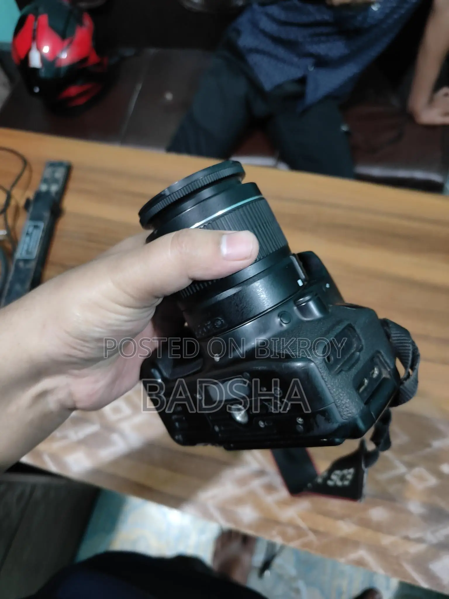 Canon 700D Display Shadow Present