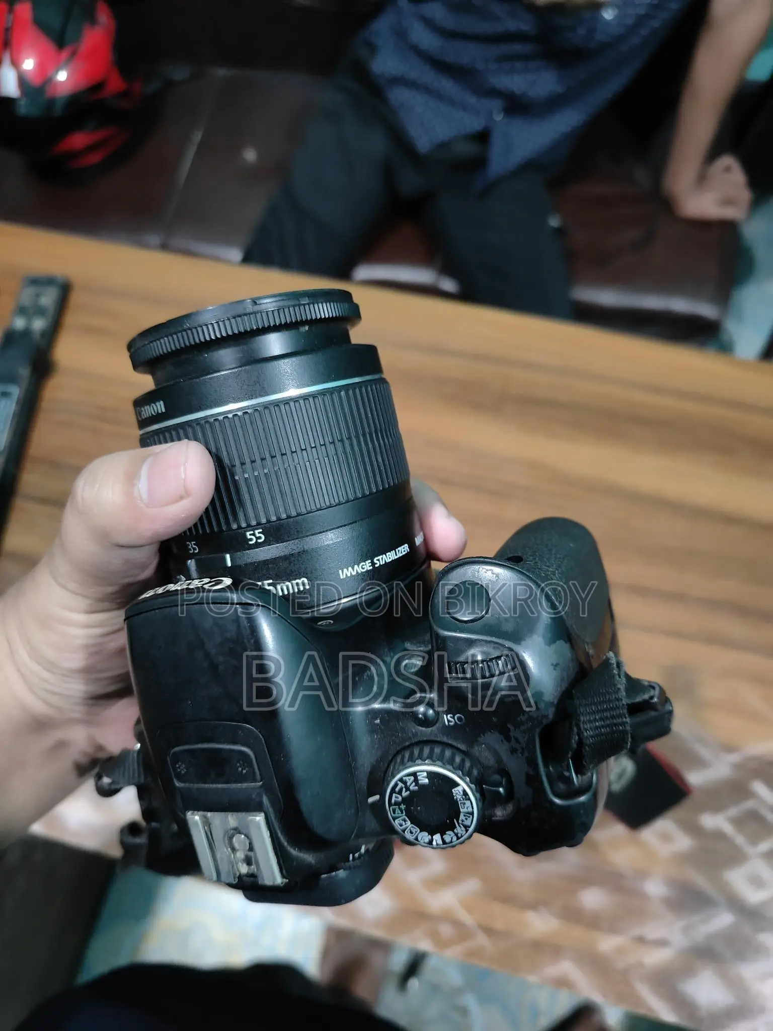 Canon 700D Display Shadow Present