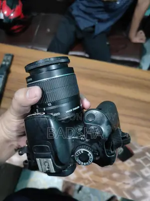 Canon 700D Display Shadow Present