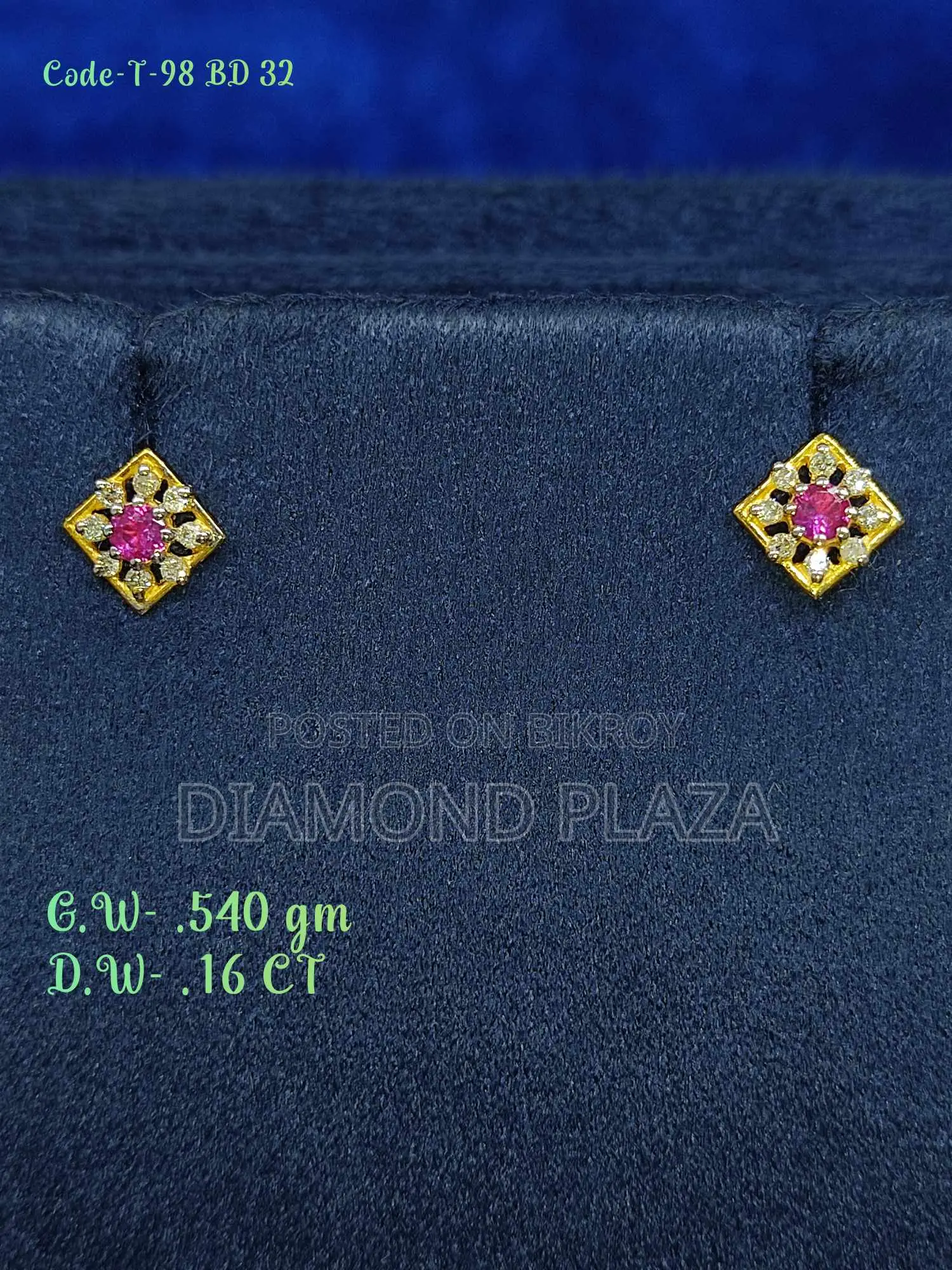 Diamond Earring
