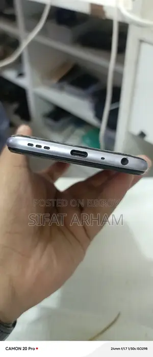 Realme (Used)