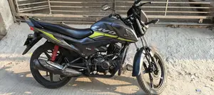 Honda Livo . 2020