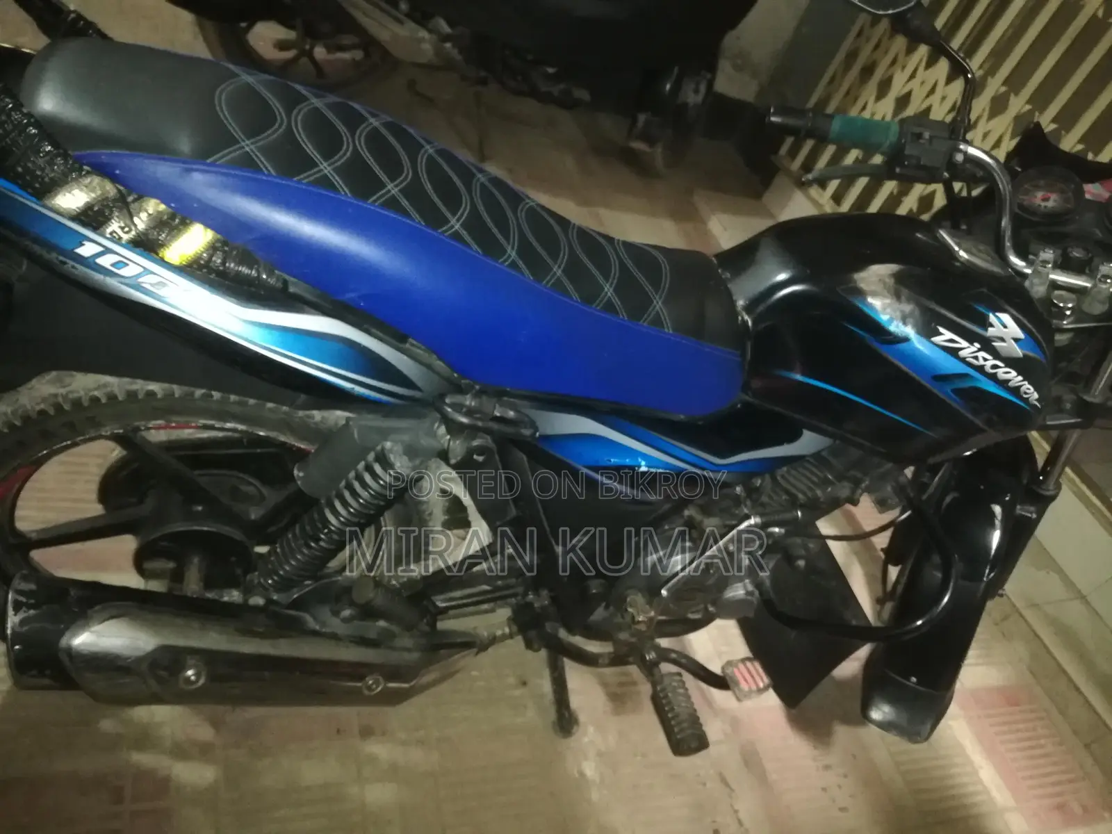 Bajaj Discover 100 . 2014