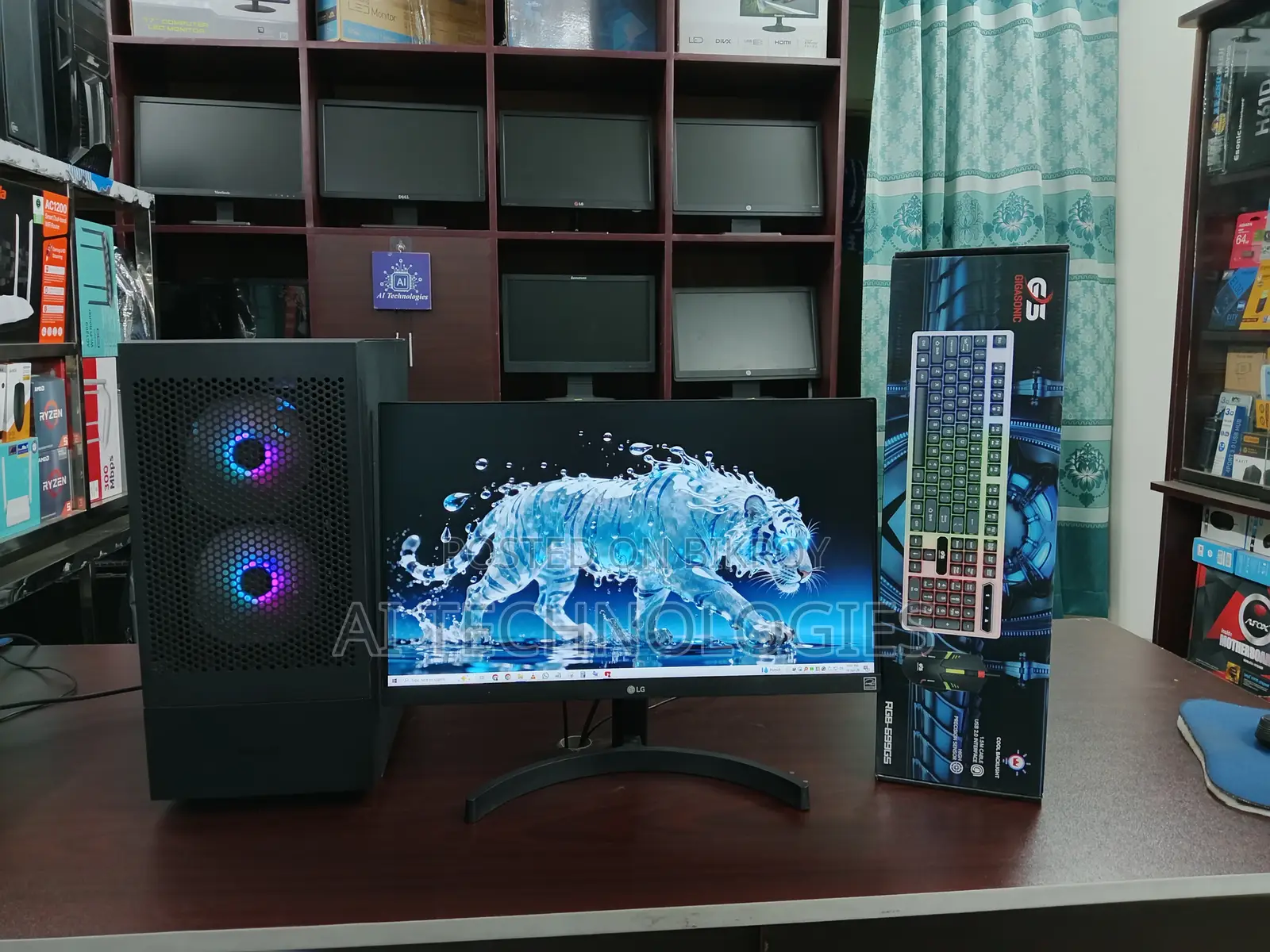 Desktop Computer MSI Pro 22E 4BW 8GB Intel Core i7 HDD 128GB