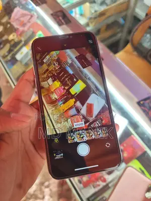 Apple iPhone XS (Used)