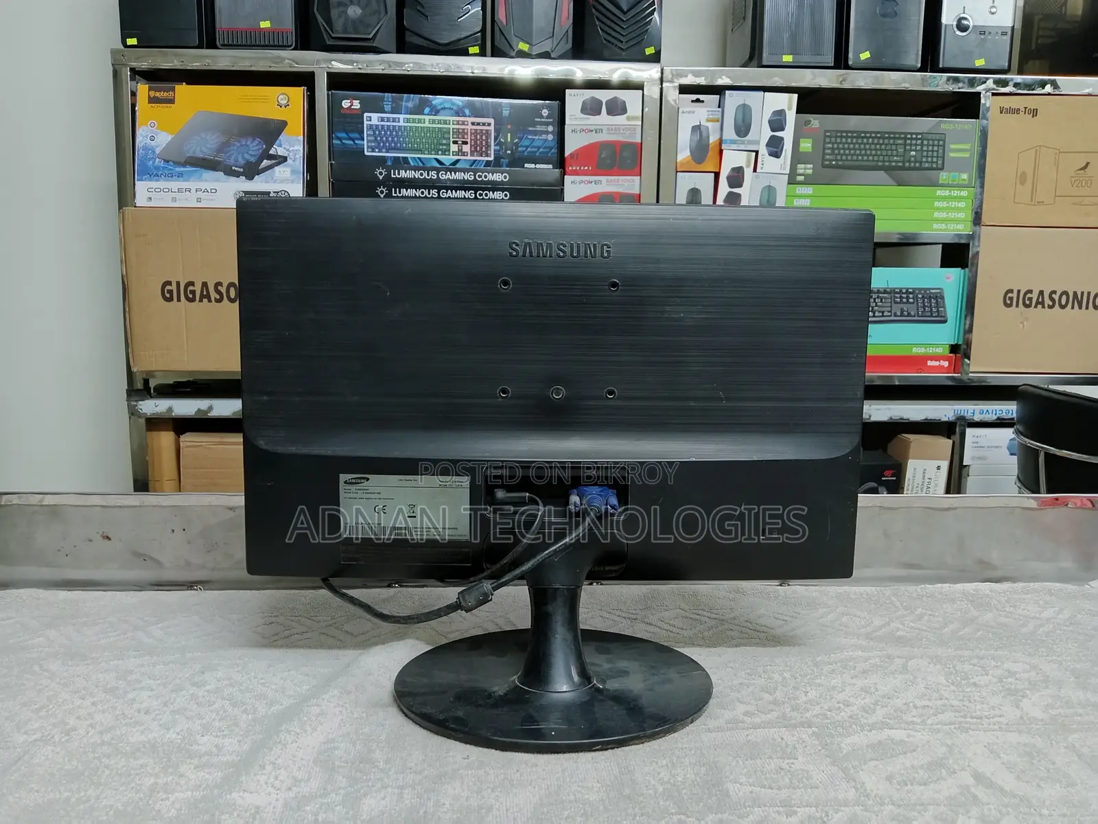Samsung 19” HD LED Monitor – S19D300NY Wide Screen