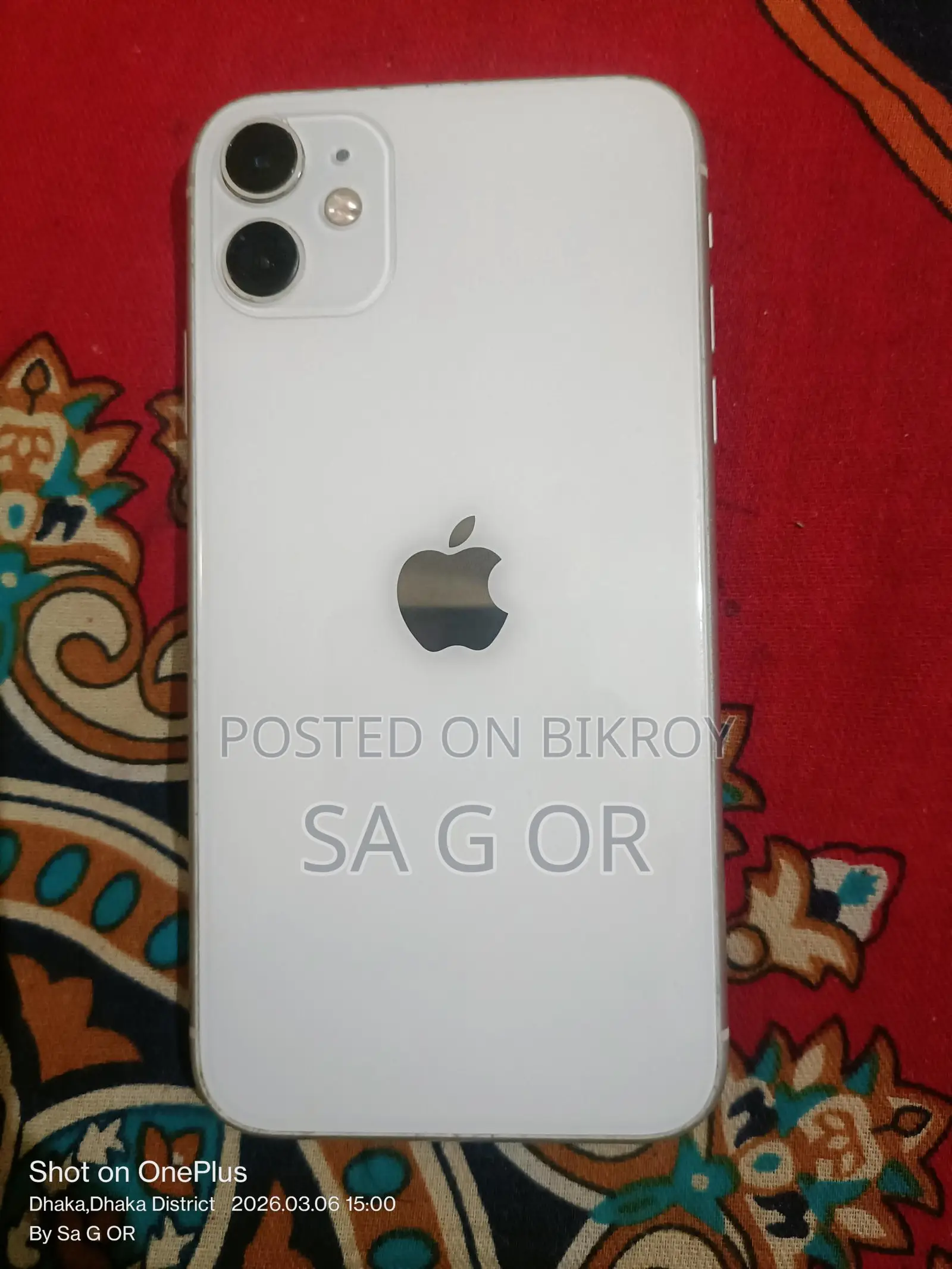 Apple iPhone 11 . (Used)