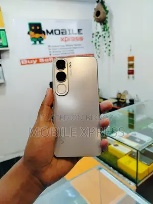 Vivo V40 Lite (Used)