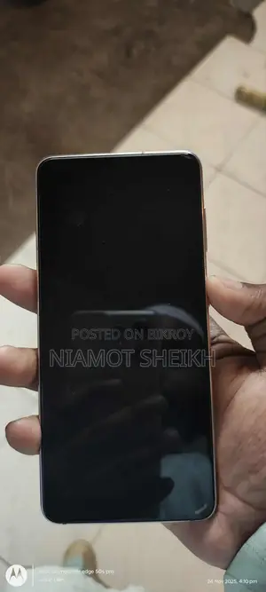 Samsung Galaxy S21 FE 5G (Used)