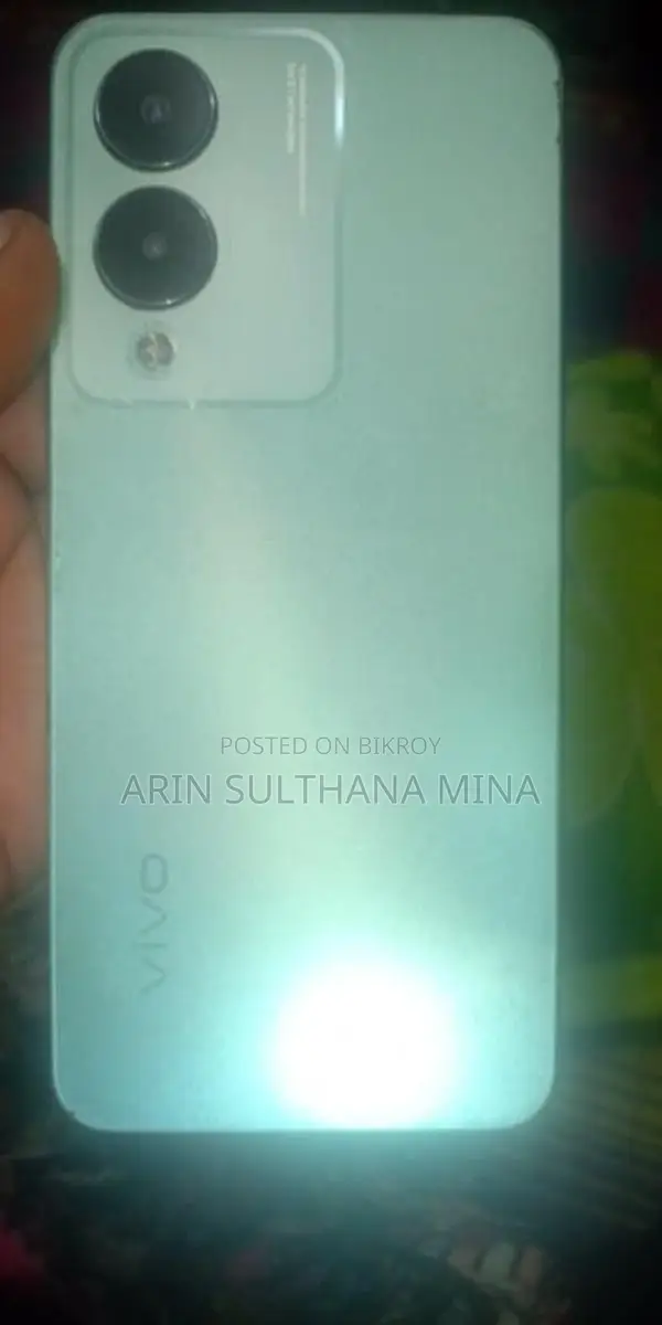 Vivo . (Used)