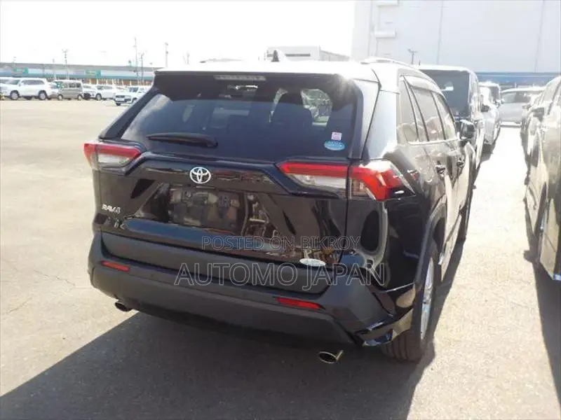 Toyota RAV4 X Petrol 2021