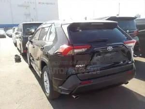 Toyota RAV4 X Petrol 2021