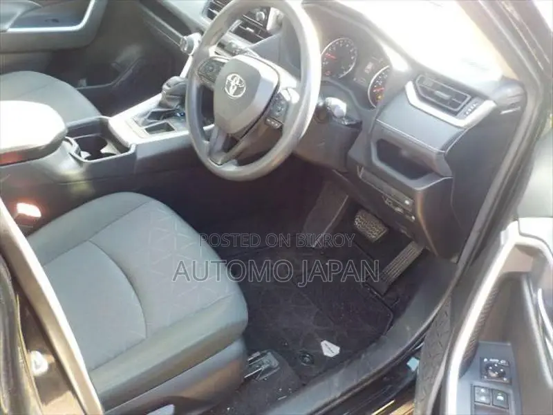Toyota RAV4 X Petrol 2021