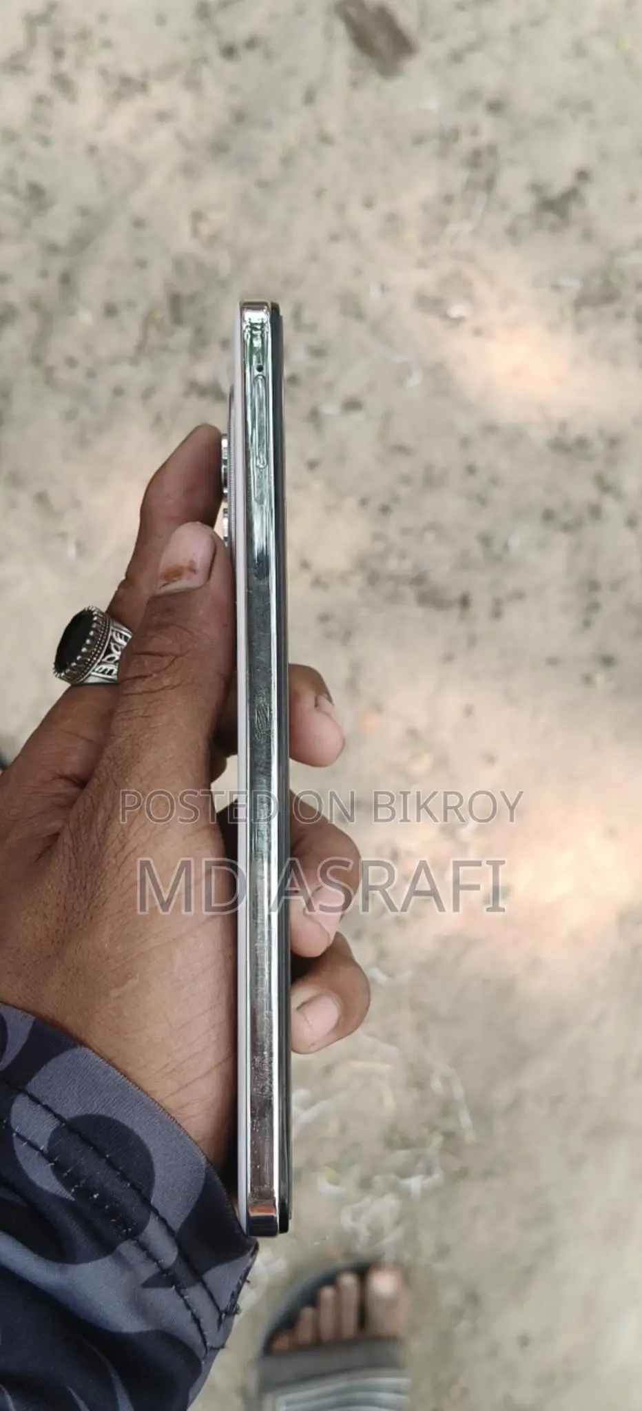Vivo Y29 . (Used)