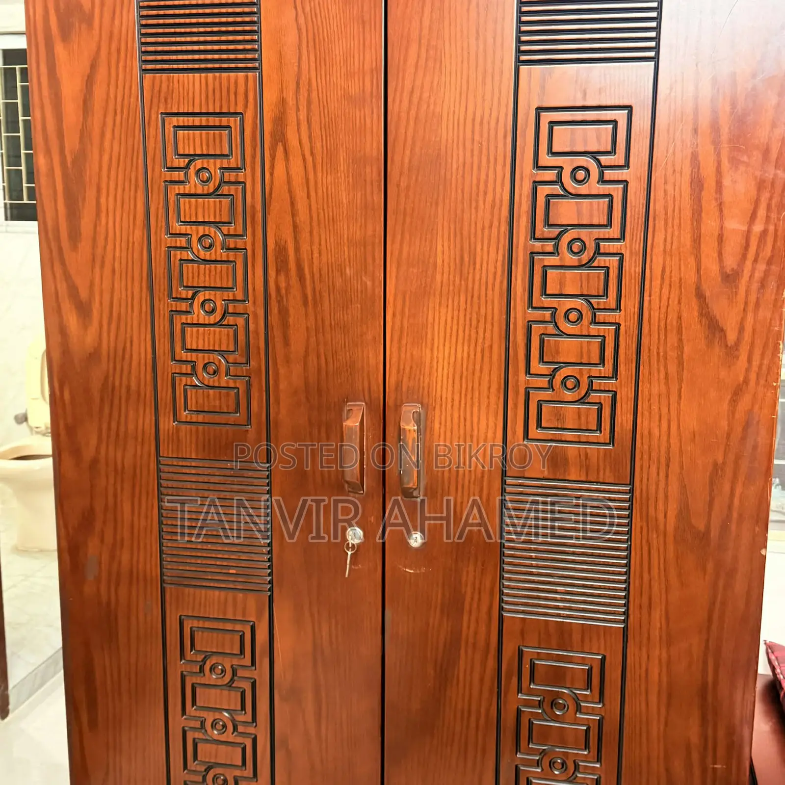 High-Quality Used Wardrobe