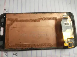 Samsung Galaxy E5 display