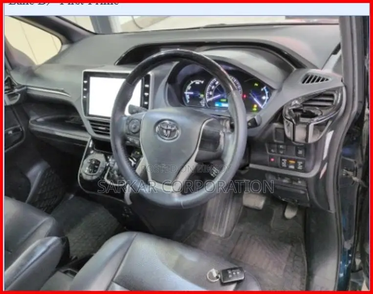 Toyota Esquire Gi Premium 2020