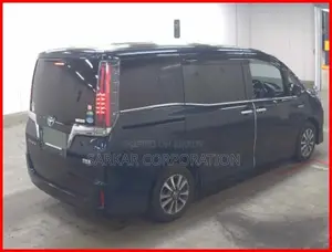 Toyota Esquire Gi Premium 2020