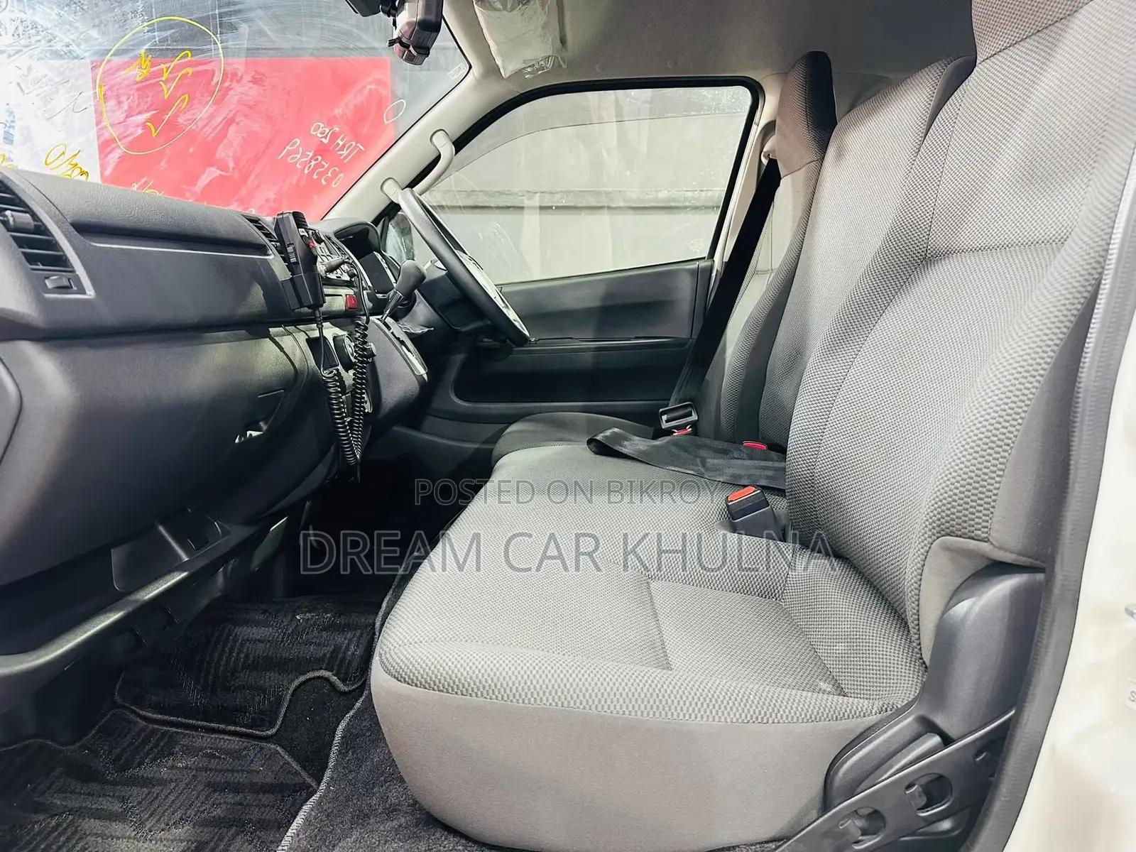 Toyota Hiace Original Ambulance 2022