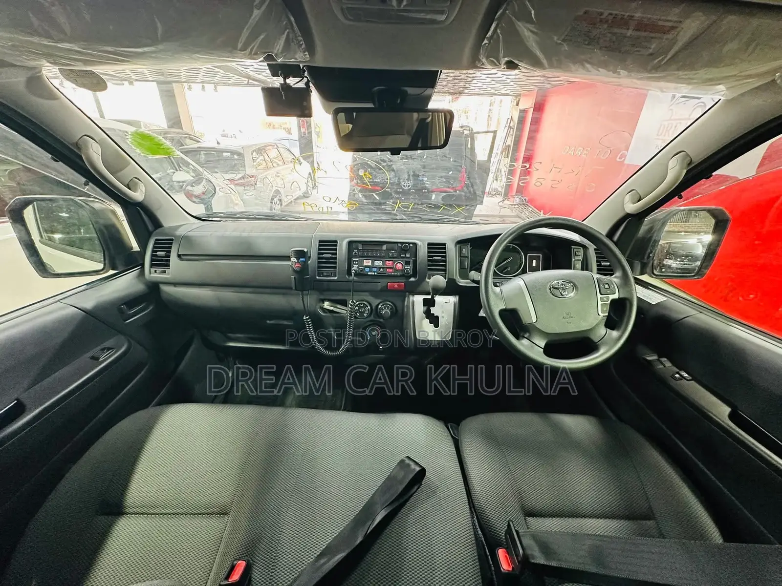 Toyota Hiace Original Ambulance 2022
