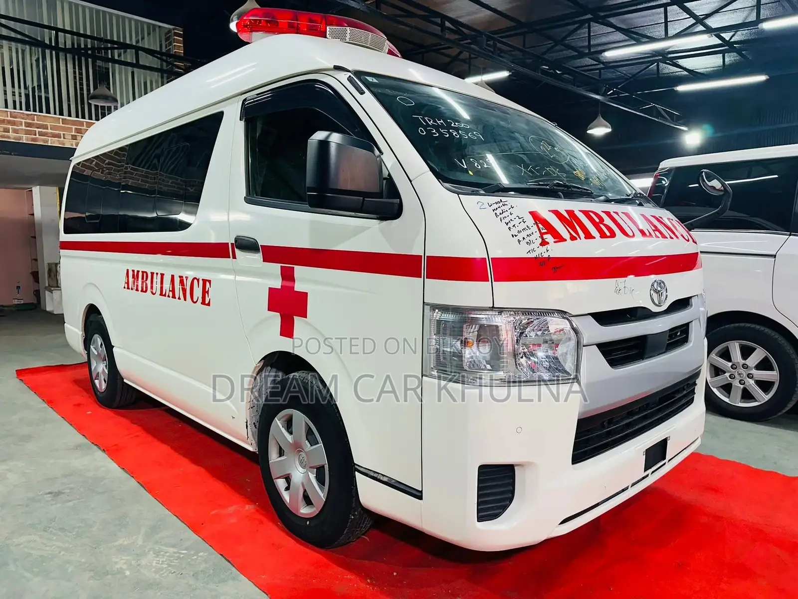 Toyota Hiace Original Ambulance 2022
