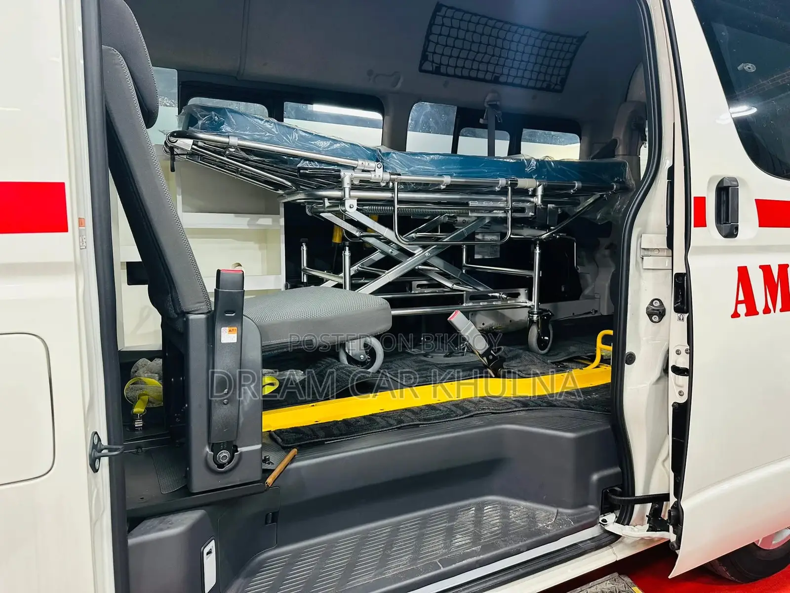 Toyota Hiace Original Ambulance 2022
