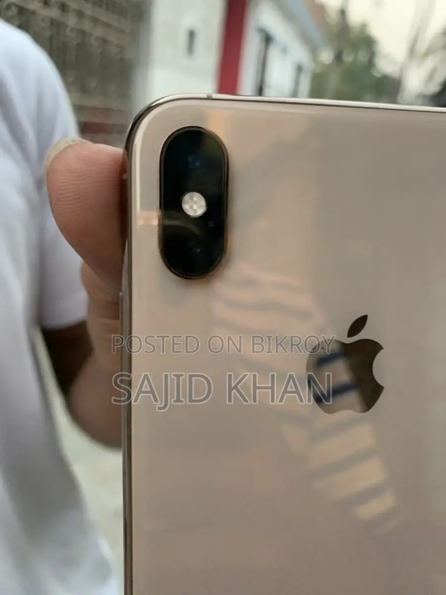 Apple iPhone XS (Used)