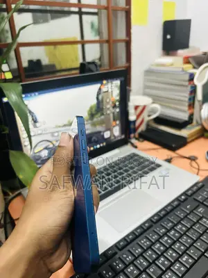 Apple iPhone 12 (Used)